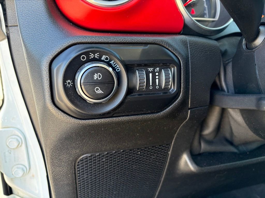 Used 2020 Jeep Gladiator Rubicon AWD/4WD image 26