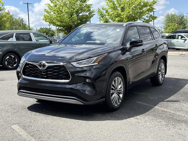 Used 2026 Toyota Highlander Platinum AWD/4WD image 5