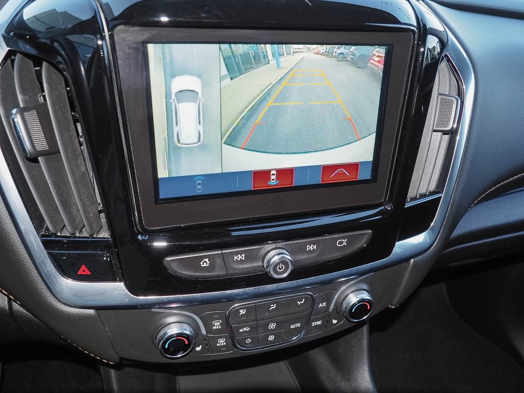 Used 2019 Chevrolet Traverse LT w/ LT Premium Package AWD/4WD image 13