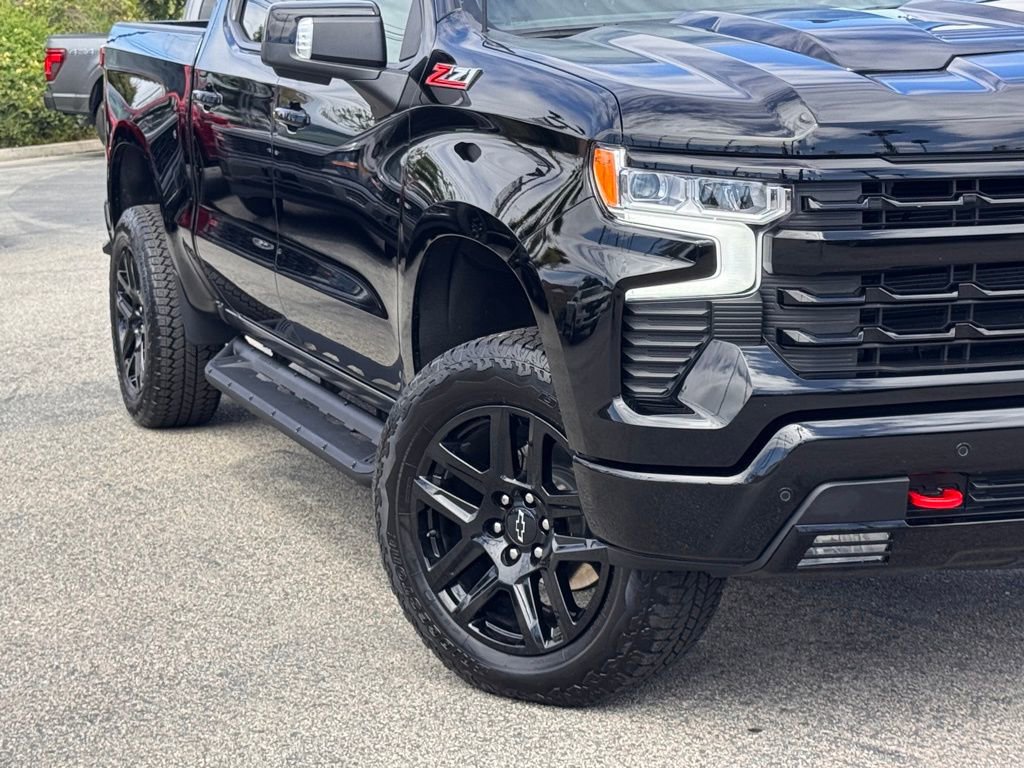 Used 2025 Chevrolet Silverado 1500 LT Trail Boss w/ LT Trail Boss Premium Package image 4
