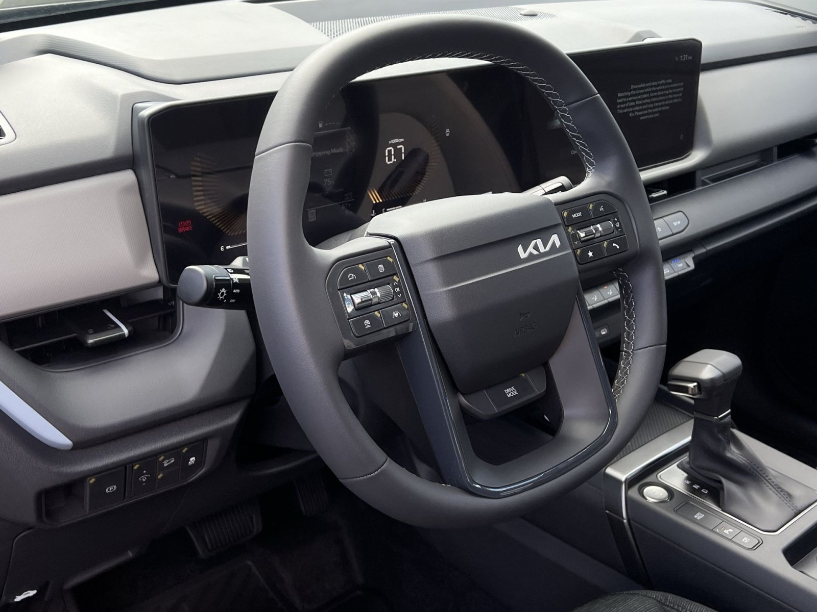 New 2027 Kia Seltos S FWD image 21