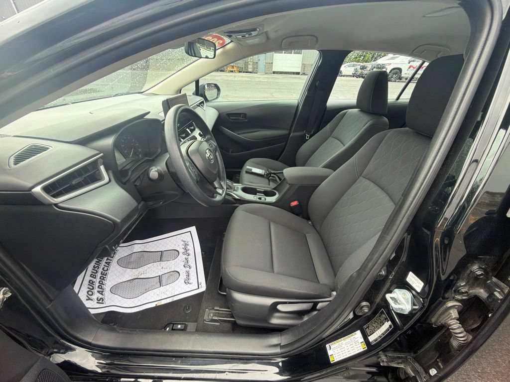 Used 2023 Toyota Corolla LE FWD image 10