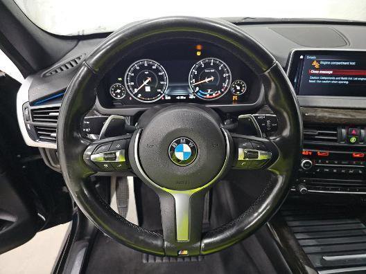 Used 2018 BMW X5 xDrive50i image 9
