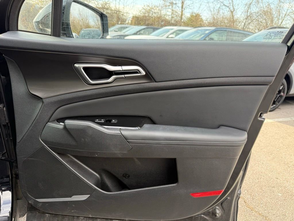 Certified 2023 Kia Sportage EX image 15