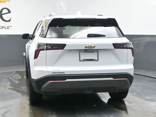 Used 2025 Chevrolet Equinox LT w/ Convenience Package II image 35