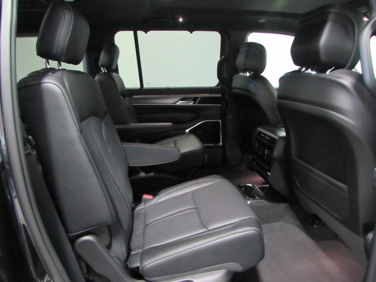 New 2026 Jeep Grand Wagoneer L Limited image 20