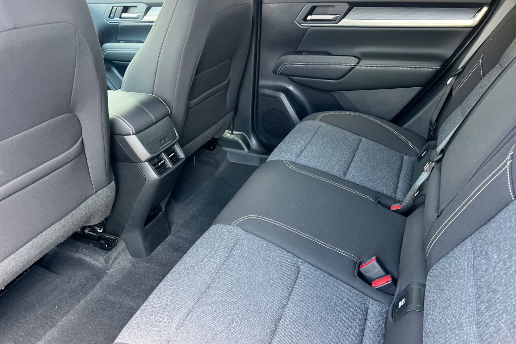 New 2026 GMC Terrain Elevation w/ Technology Package II image 9