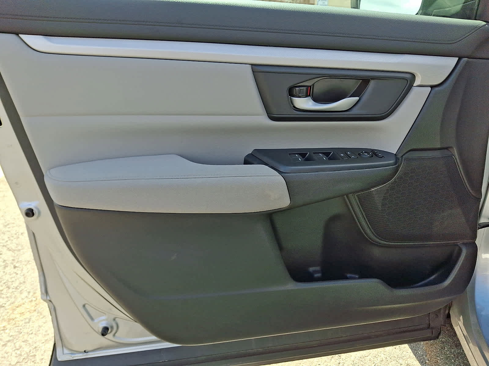 Certified 2018 Honda CR-V LX image 16