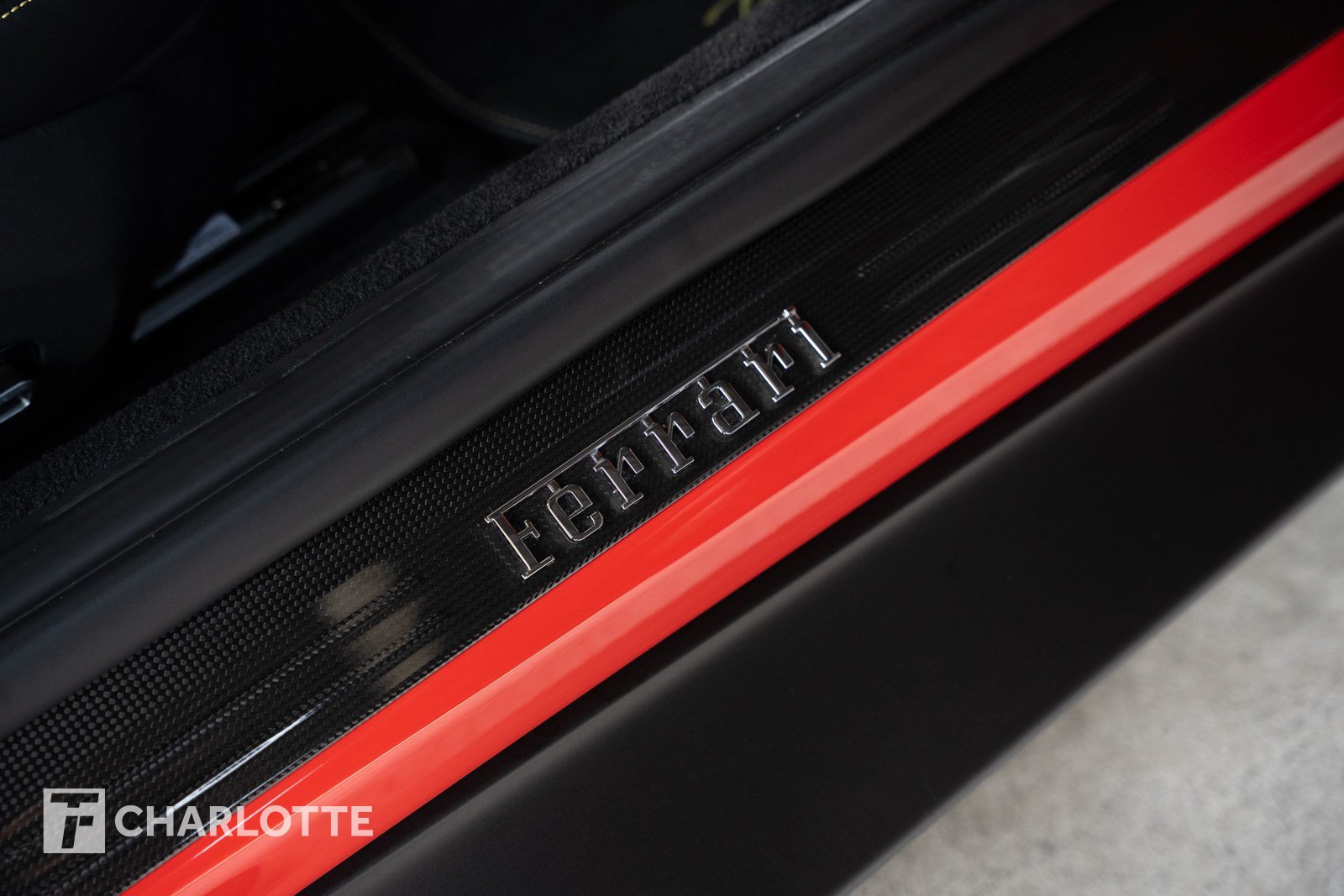 Used 2024 Ferrari Roma Spider RWD image 35