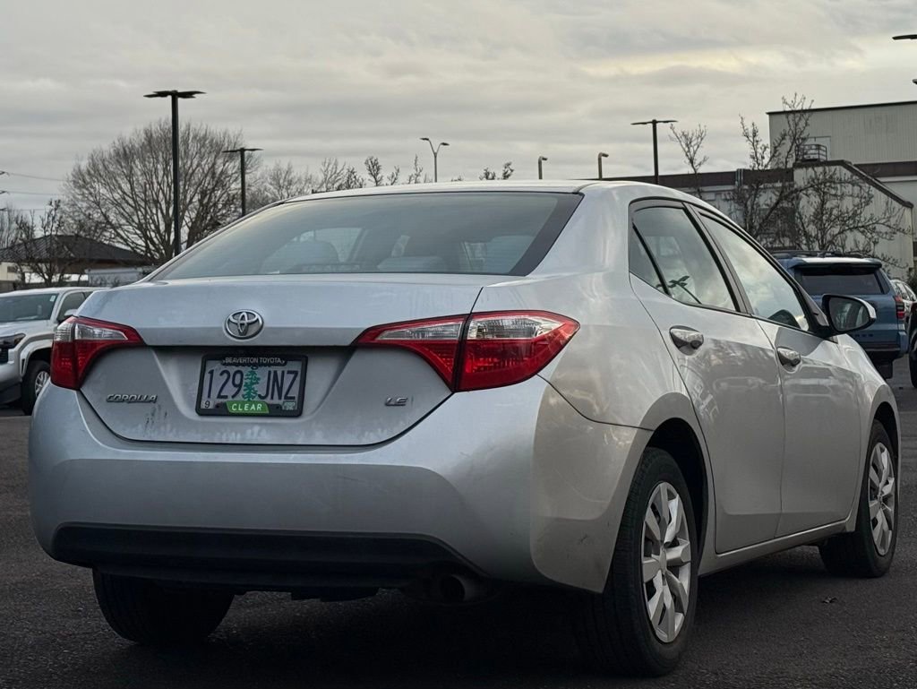 Used 2016 Toyota Corolla LE image 5