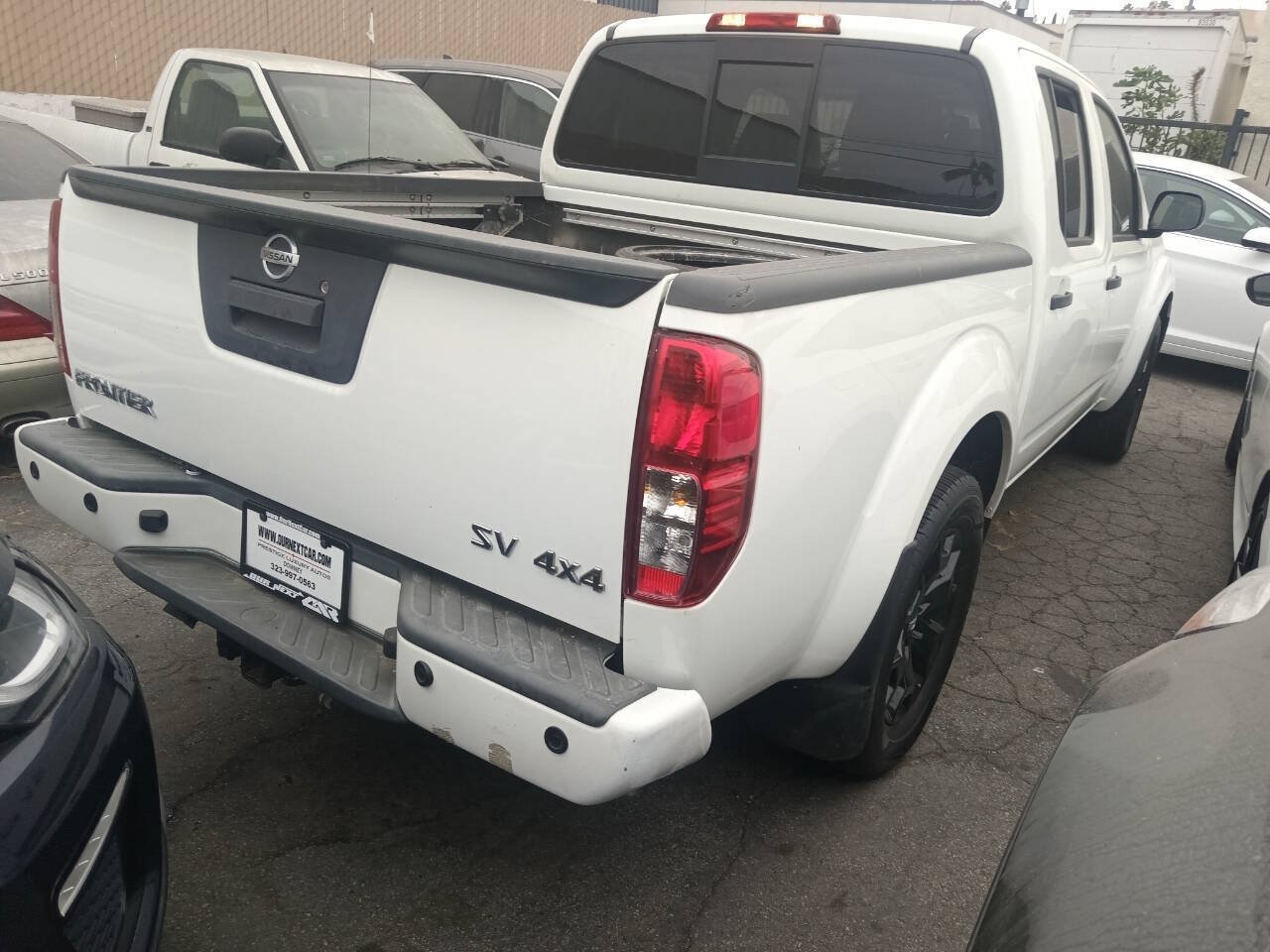 Used 2020 Nissan Frontier SV AWD/4WD image 5