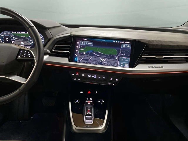 Used 2024 Audi Q4 e-tron Premium Plus w/ Premium Plus image 14