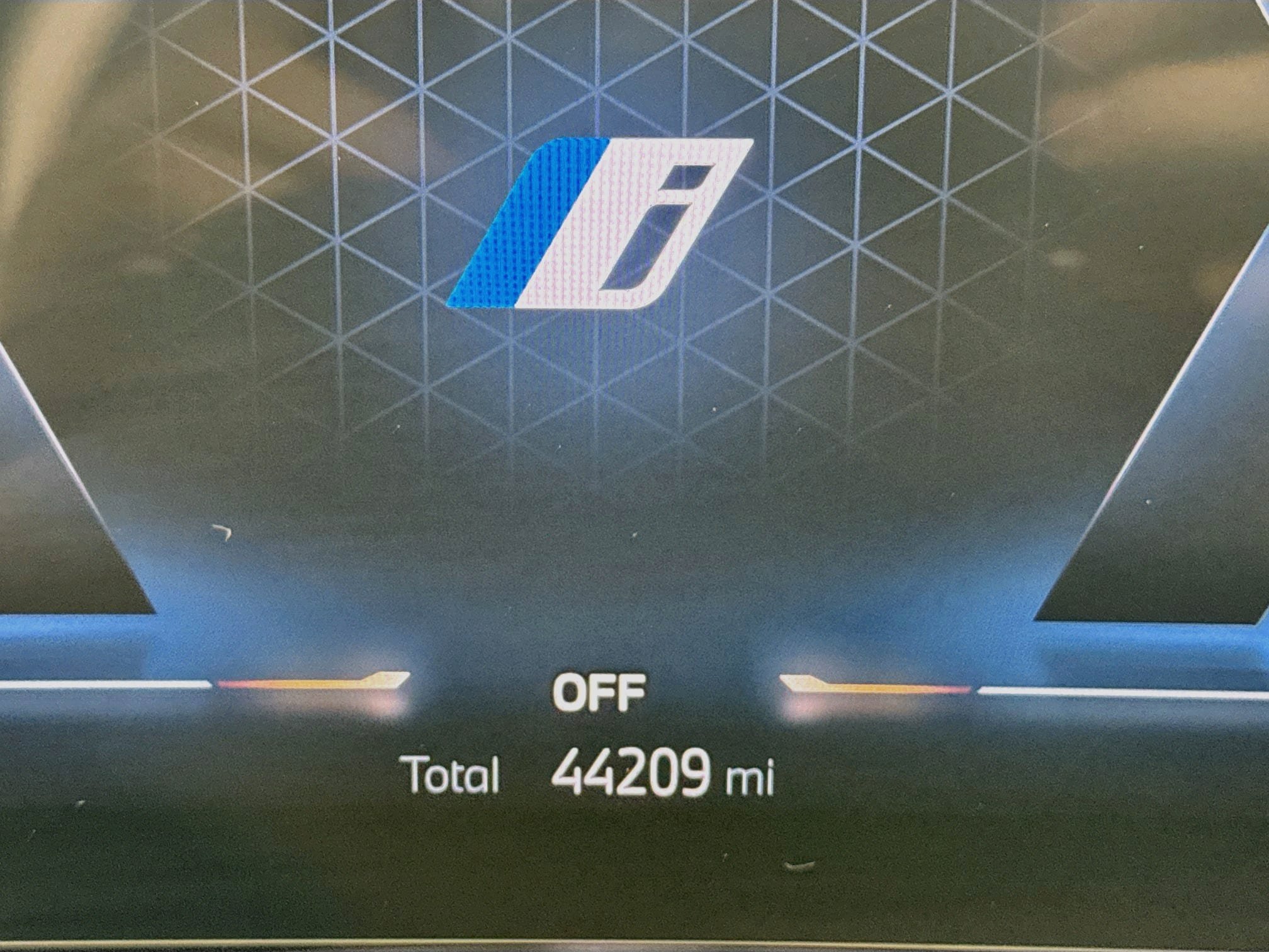 Used 2024 BMW 330e xDrive w/ Premium Package AWD/4WD image 16