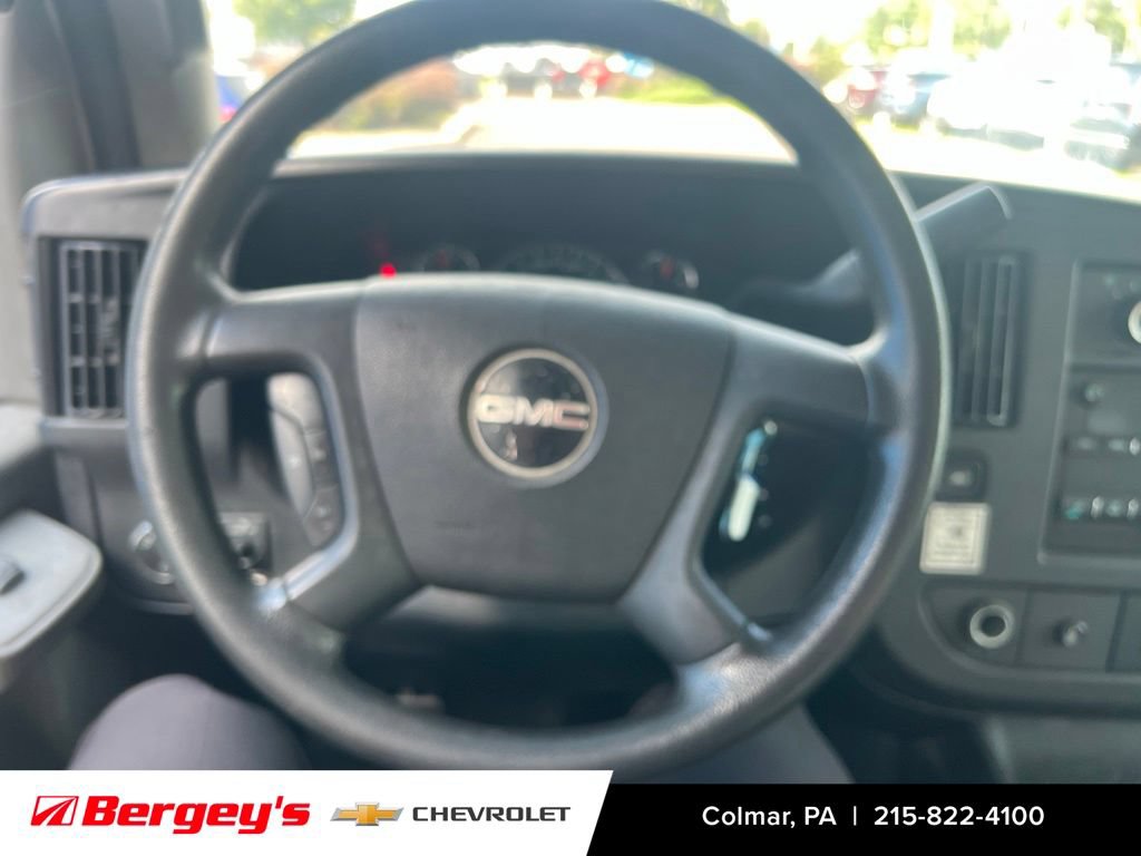 Used 2018 GMC Savana 3500 Extended w/ Driver Convenience Package RWD image 12