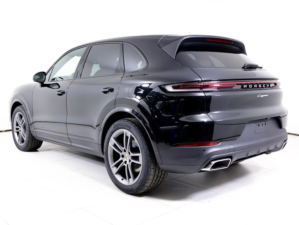 New 2026 Porsche Cayenne image 3