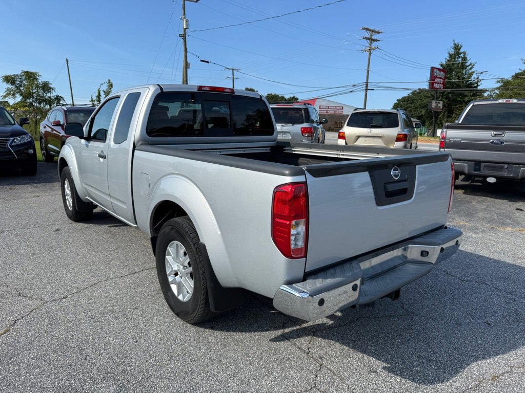 Used 2015 Nissan Frontier SV w/ SV Value Truck Package image 5