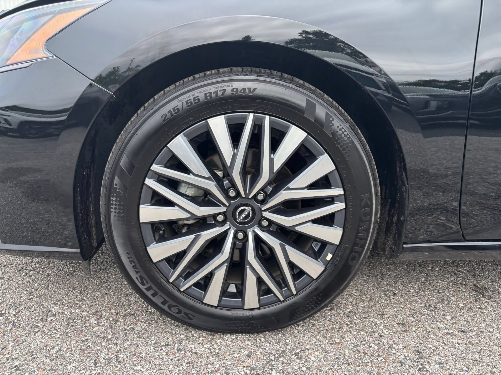 Used 2026 Nissan Altima 2.5 SV FWD image 25