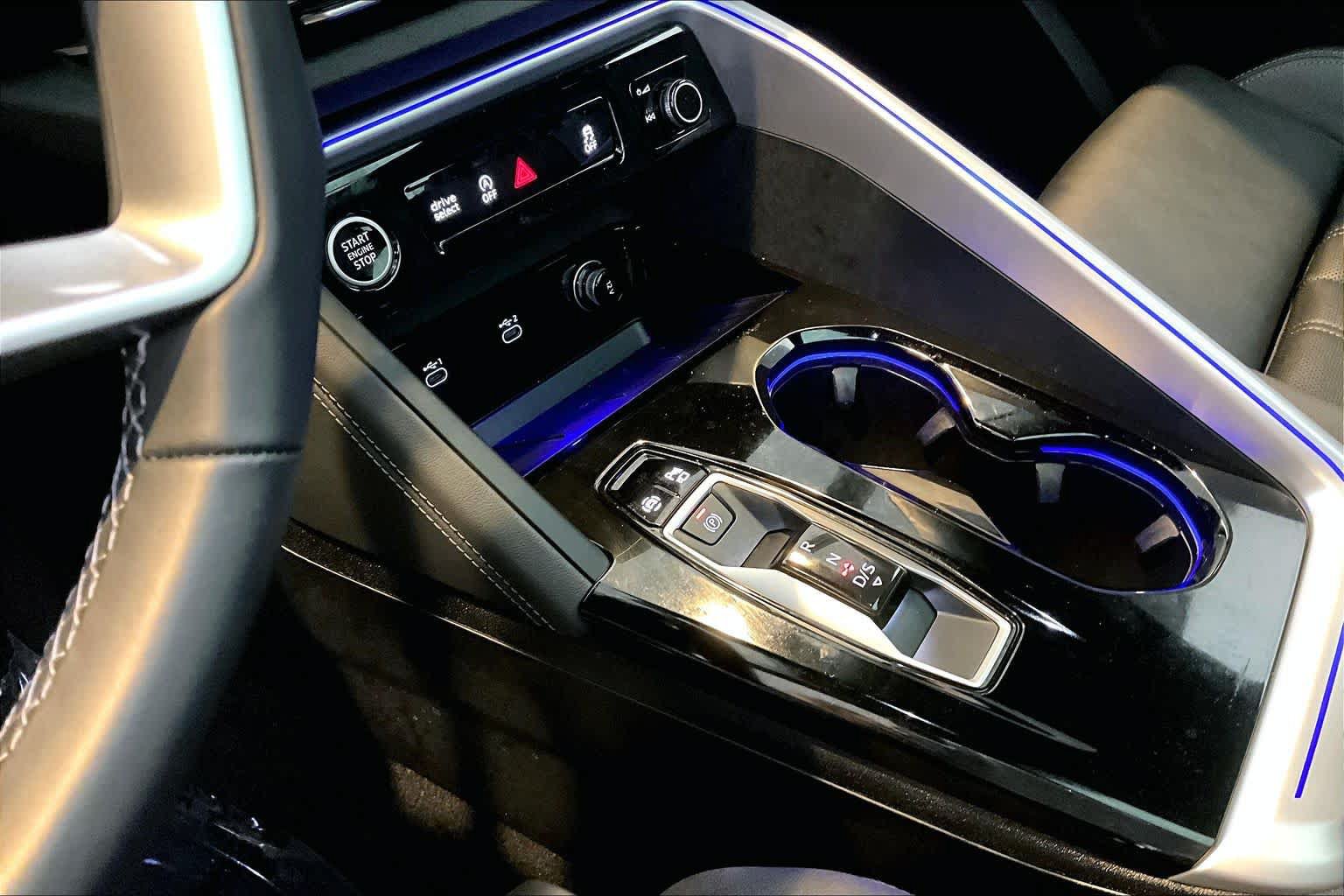 Certified 2025 Audi Q5 Premium AWD/4WD image 17