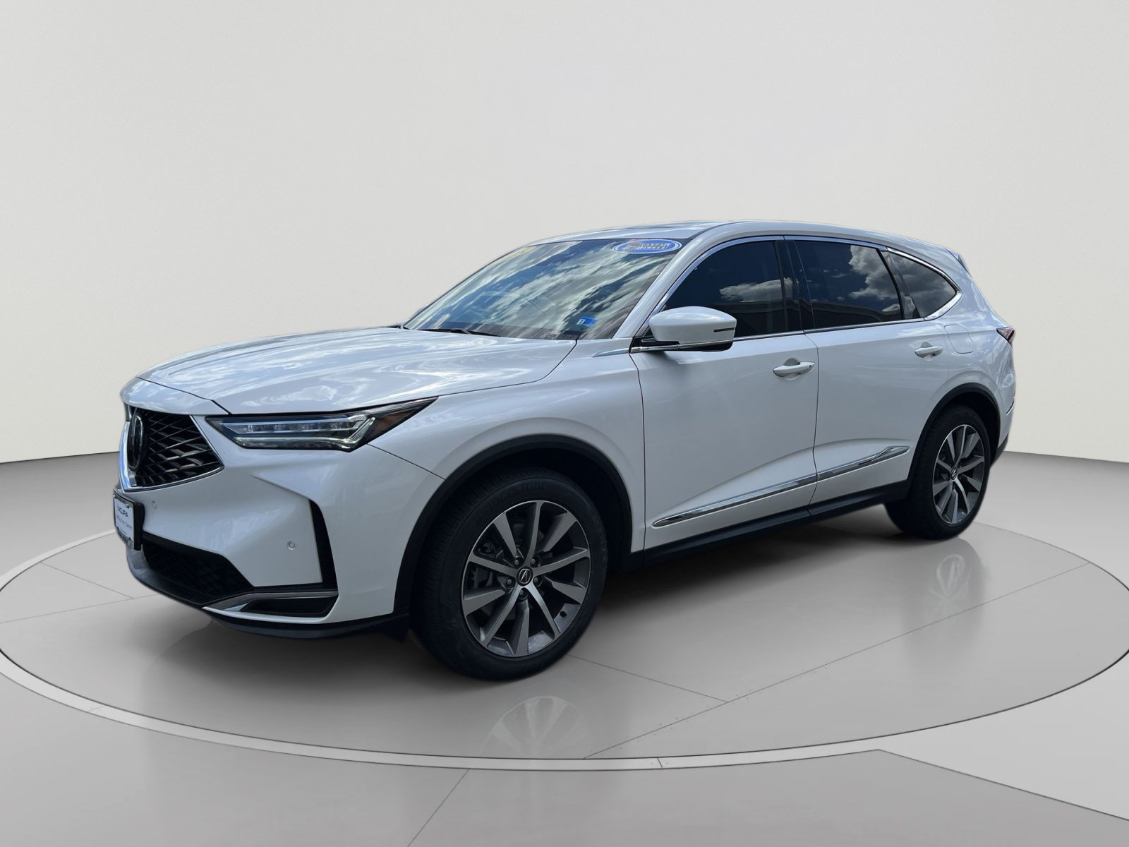 Certified 2025 Acura MDX SH-AWD w/ Technology Package image 1