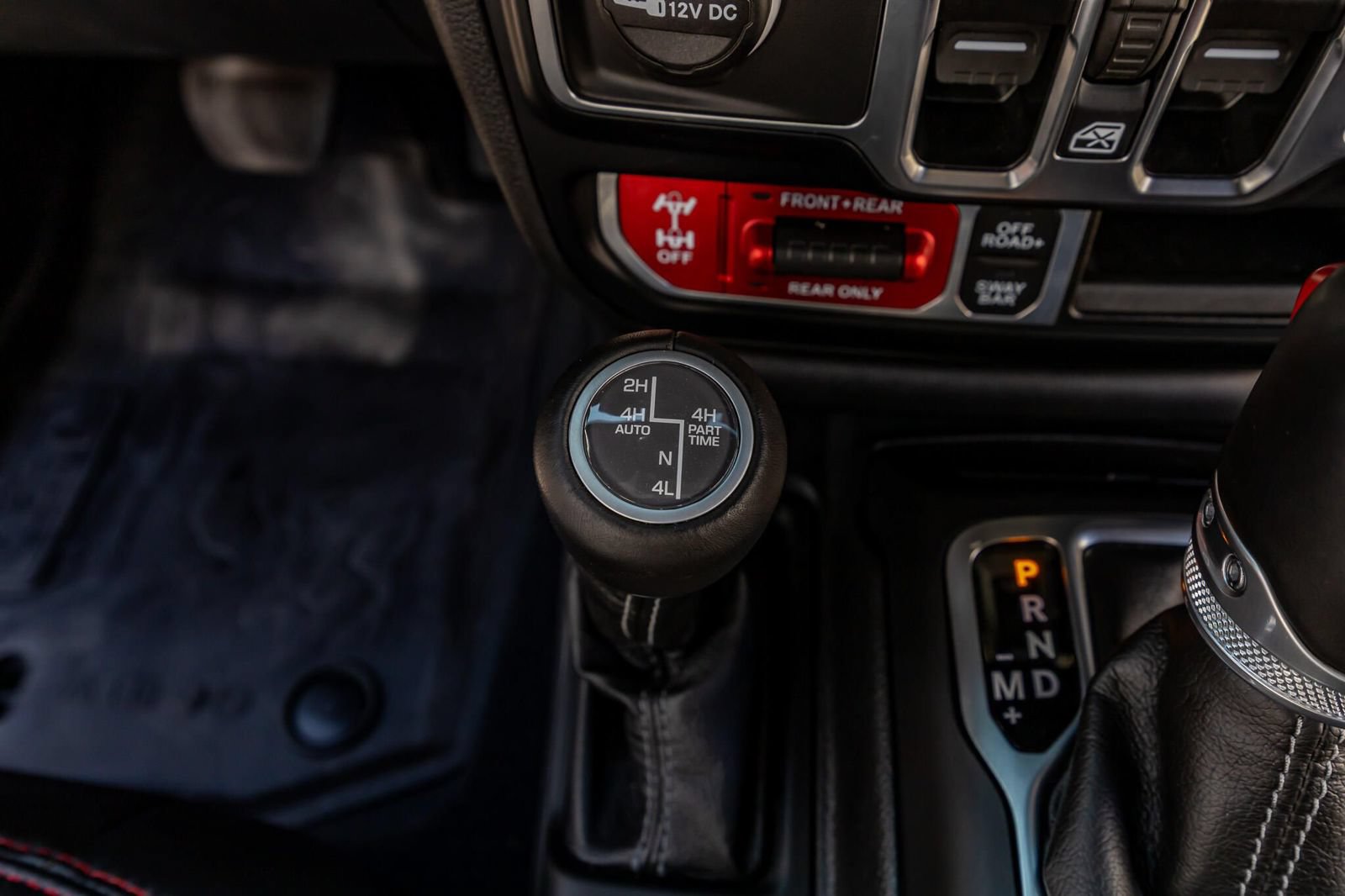 Used 2024 Jeep Wrangler Unlimited Rubicon AWD/4WD image 29