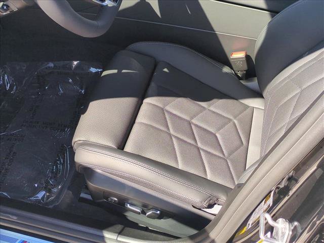 New 2027 BMW i5 eDrive40 w/ M Sport Package RWD image 4
