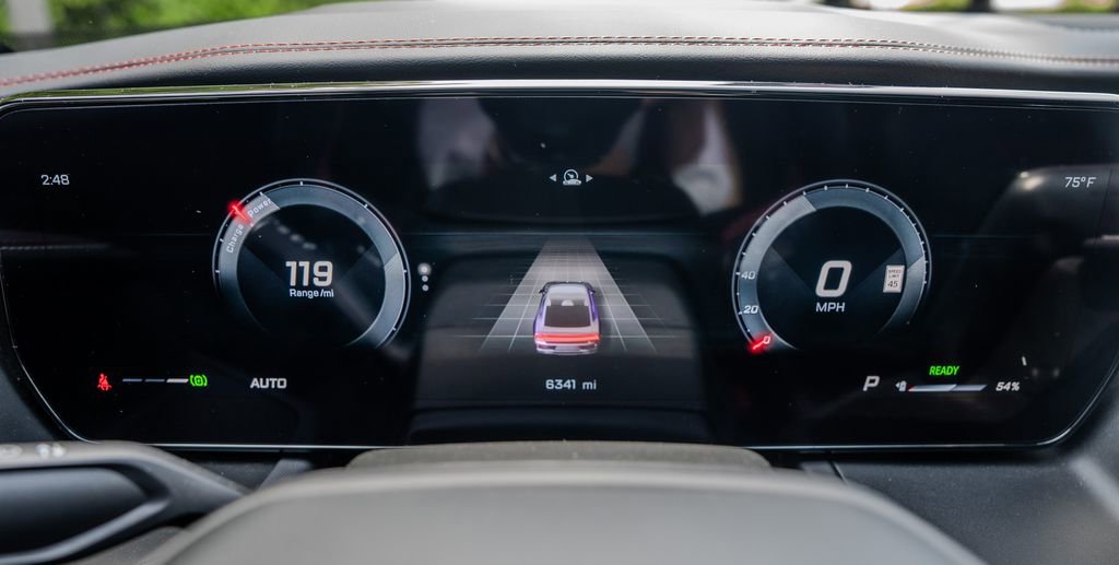 Used 2024 Dodge Charger R/T w/ Plus Group image 9