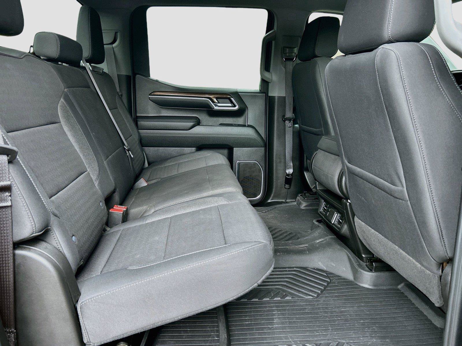 Used 2024 Chevrolet Silverado 1500 LT AWD/4WD image 21