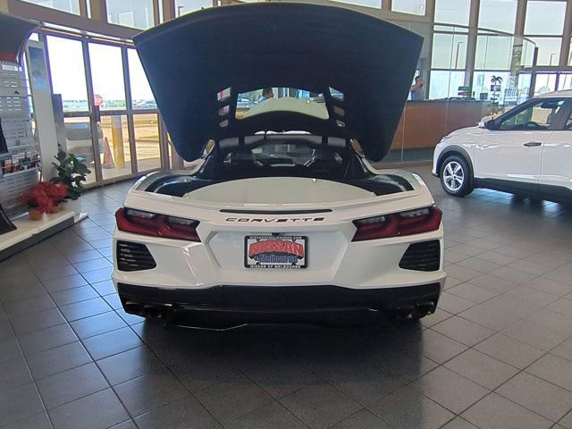 Used 2025 Chevrolet Corvette Stingray Premium Cpe w/ 3LT RWD image 6