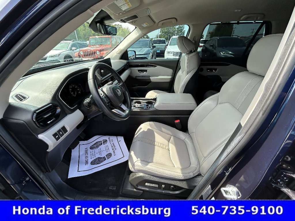 Used 2025 Honda Pilot EX-L image 15