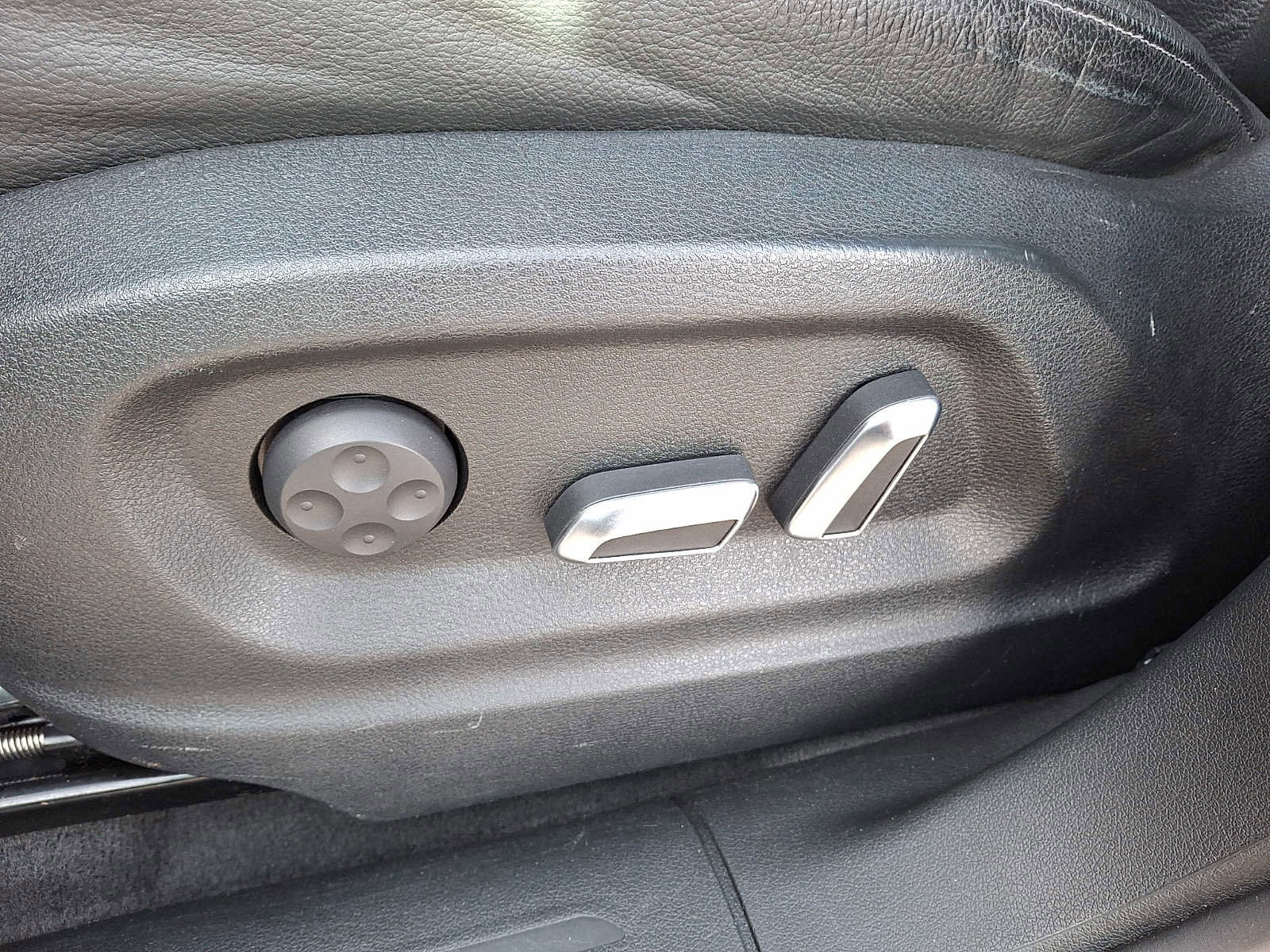 Used 2014 Audi Q5 2.0T Premium Plus w/ Premium Plus Package image 11