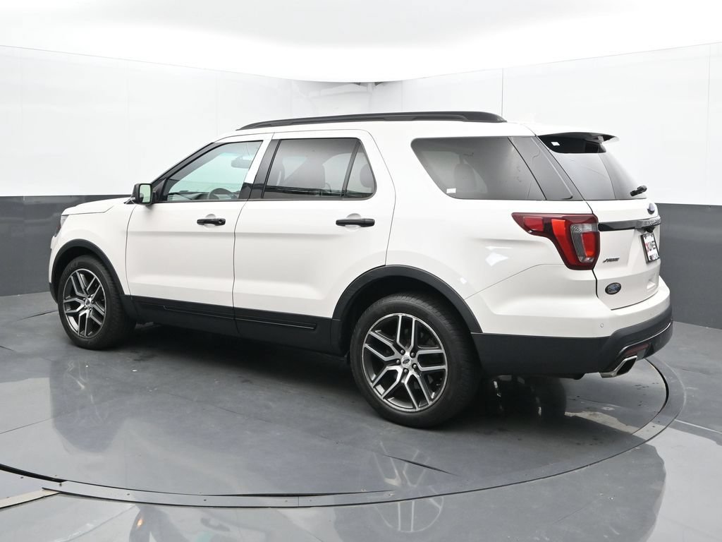 Used 2017 Ford Explorer Sport w/ Equipment Group 401A AWD/4WD image 10