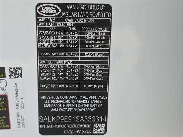 Used 2025 Land Rover Range Rover SE AWD/4WD image 29