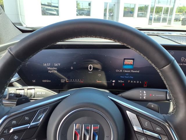 Used 2025 Buick Enclave Preferred image 11