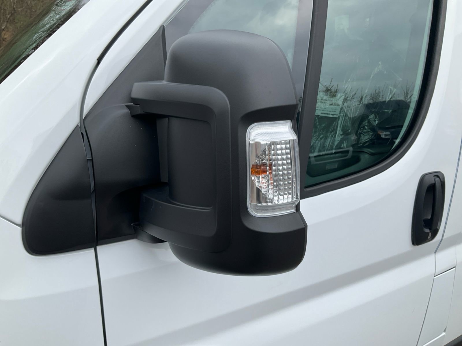 Used 2025 RAM ProMaster 1500 w/ Convenience Group image 21