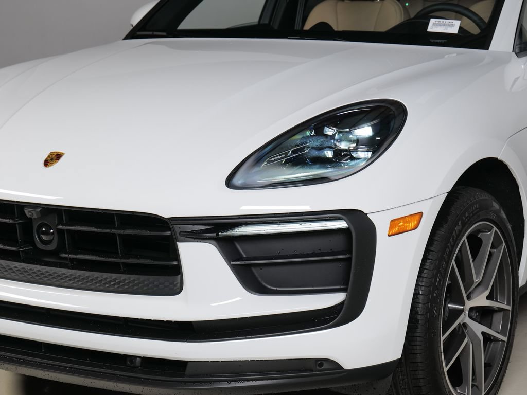 Certified 2026 Porsche Macan AWD/4WD image 20