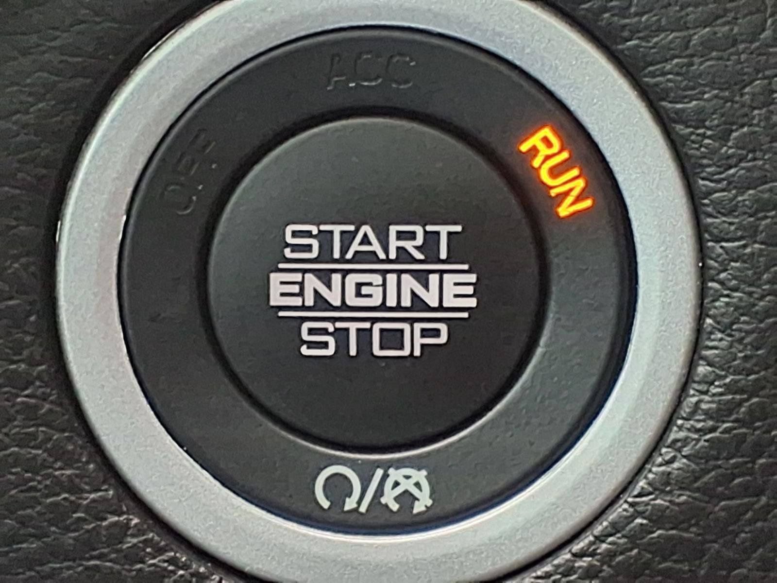 Used 2023 RAM 1500 Laramie AWD/4WD image 12