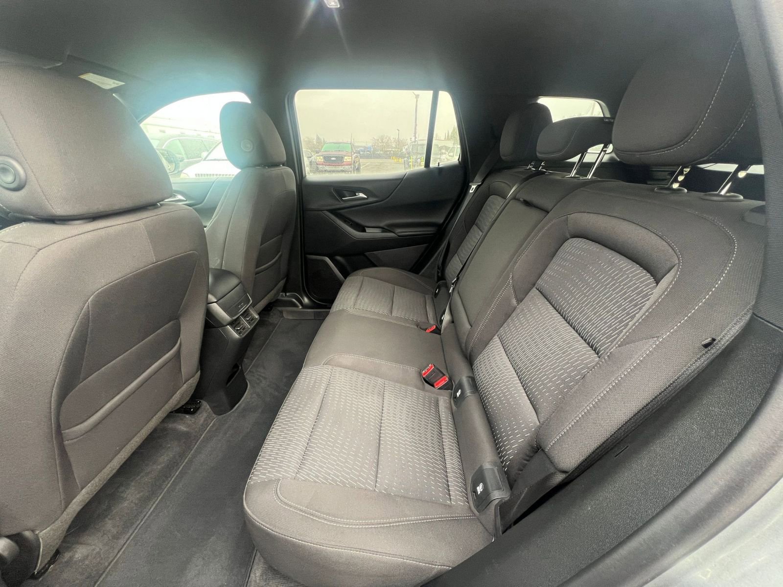 Used 2025 Chevrolet Equinox LT AWD/4WD image 25
