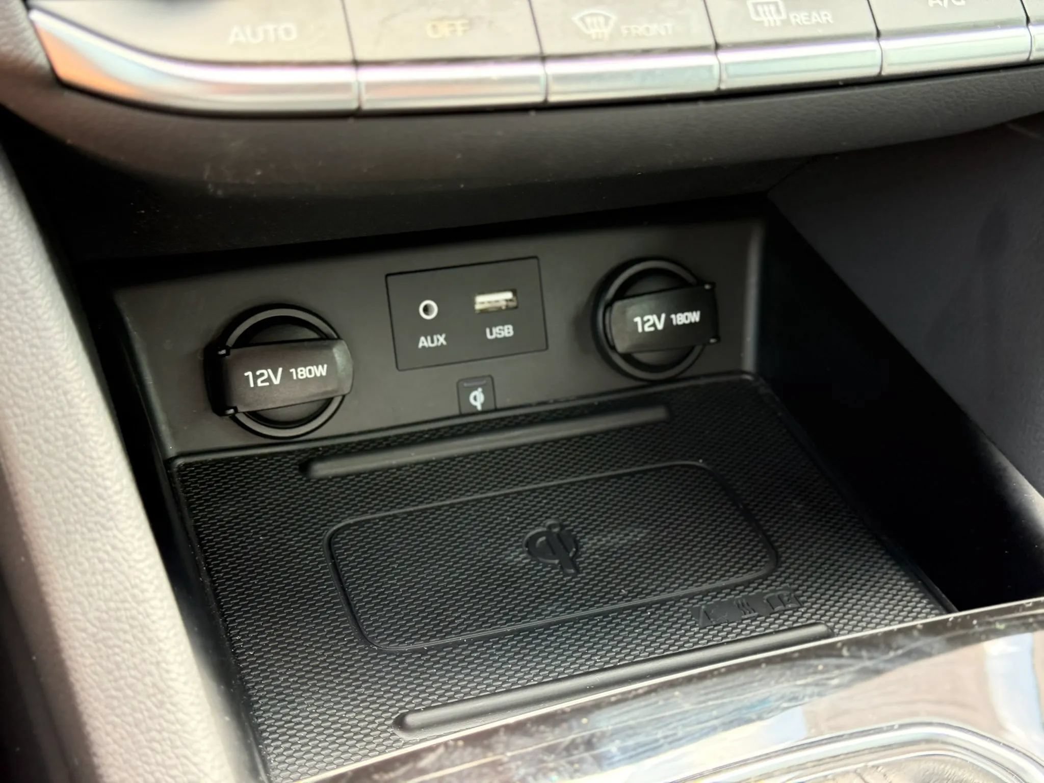 Used 2019 Hyundai Ioniq Limited w/ Ultimate Package 02 FWD image 27