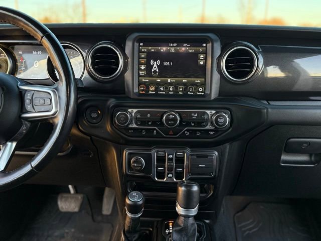 Used 2021 Jeep Wrangler Unlimited Sahara image 23