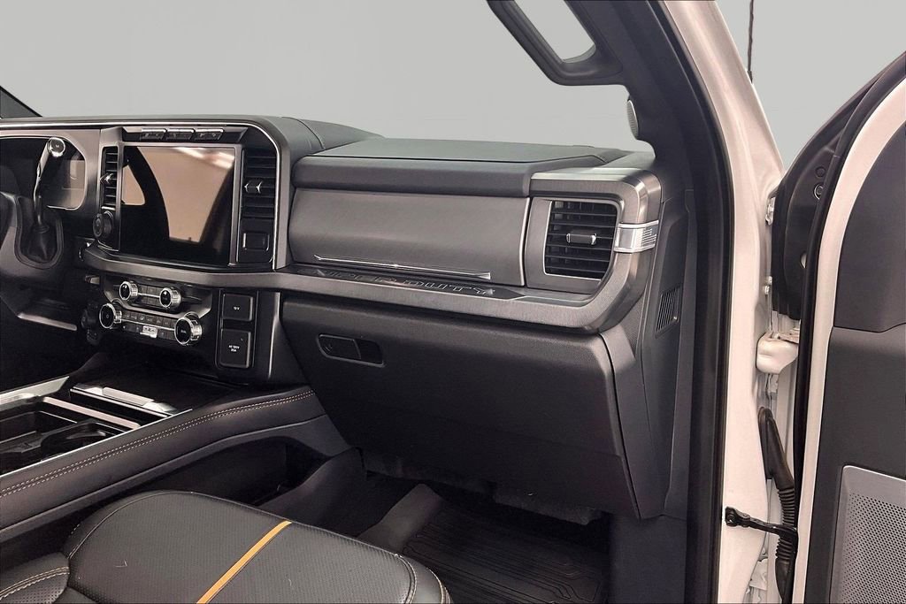 Certified 2024 Ford F250 Platinum AWD/4WD image 17