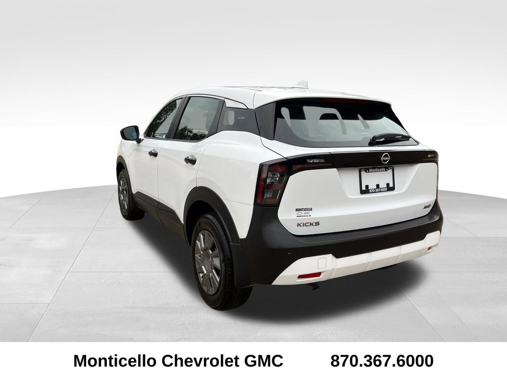 Used 2025 Nissan Kicks S AWD/4WD image 5