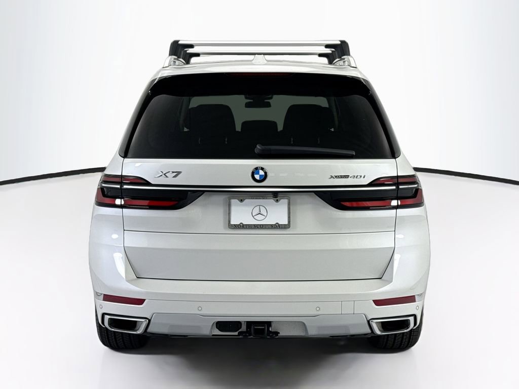 Used 2024 BMW X7 xDrive40i AWD/4WD image 6