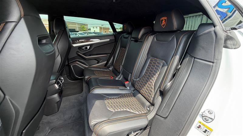 Used 2020 Lamborghini Urus AWD/4WD image 61