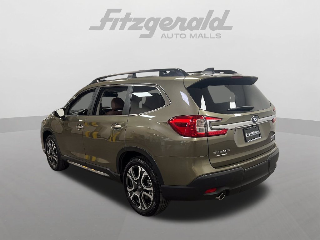 Certified 2025 Subaru Ascent Touring AWD/4WD image 3