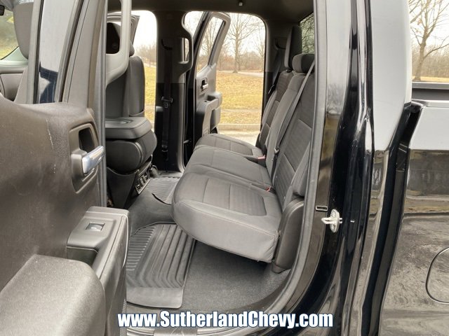 Used 2021 Chevrolet Silverado 1500 LT image 41