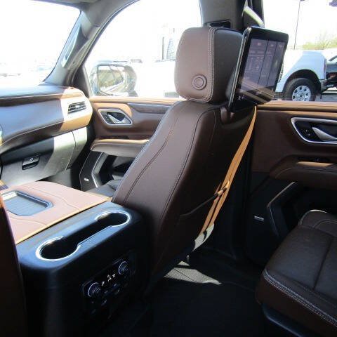 Used 2021 Chevrolet Tahoe High Country w/ Premium Package AWD/4WD image 27