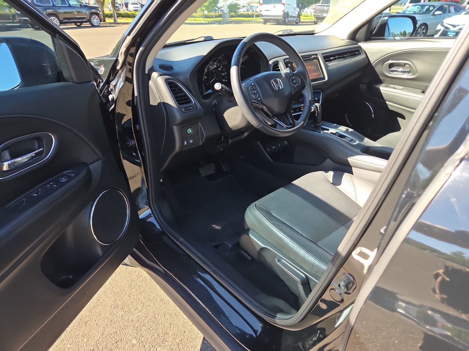 Used 2016 Honda HR-V EX-L image 10
