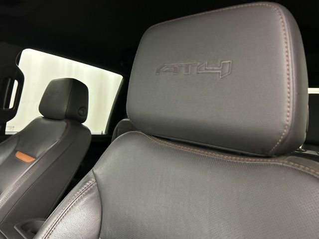 Used 2022 GMC Sierra 2500 AT4 AWD/4WD image 8