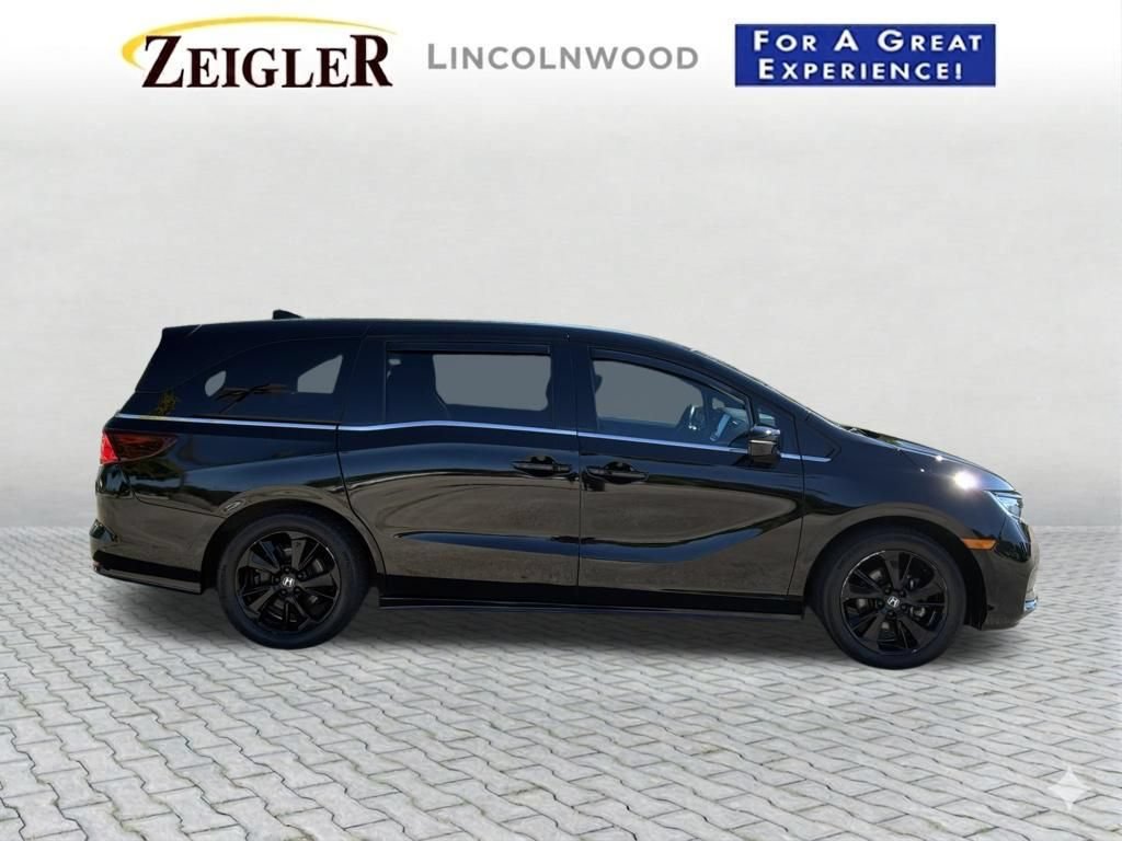 Used 2023 Honda Odyssey Sport image 7