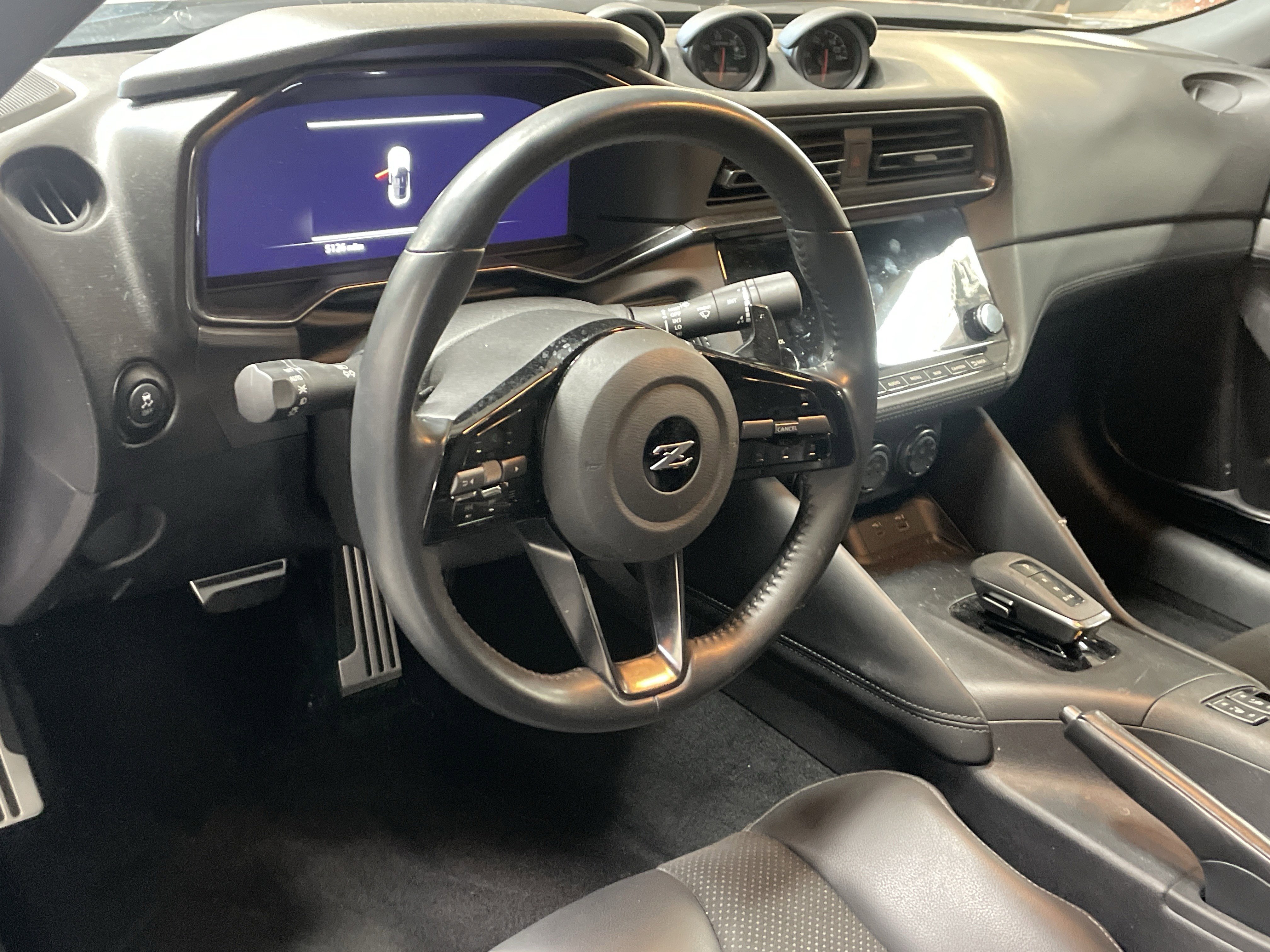 Used 2024 Nissan Z Performance w/ Floor Mat Package image 7